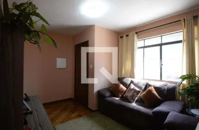 Casa com 2 quartos à venda na Rua Ari Cajado, --, Cambuci, São Paulo