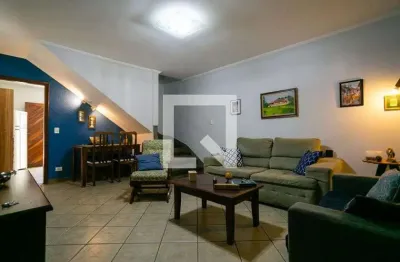 Casa com 3 quartos à venda na Rua Estefânia Louro, --, Água Fria, São Paulo