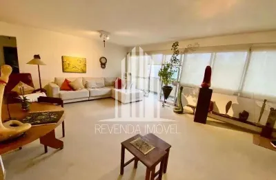 Imperdível! Apartamento 3 quartos à venda em São Paulo-SP, bairro Paraíso do Morumbi. 142 m² e 3 vagas de garagem!