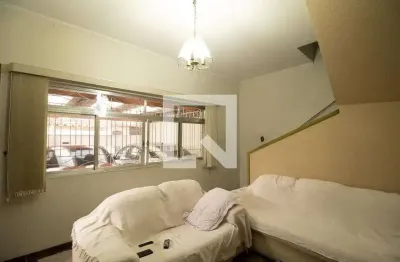 Casa com 3 quartos à venda na Rua Irmã Filomena, --, Vila Constança, São Paulo