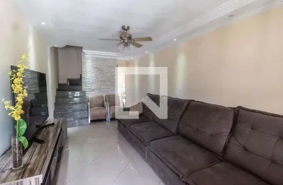 Casa com 2 quartos à venda na Rua Camilo Peçanha, --, Vila Dionisia, São Paulo