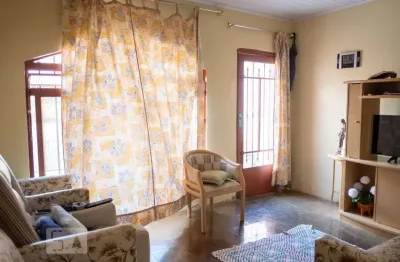 Casa com 3 quartos à venda na Rua das Violetas, --, Ponte Rasa, São Paulo