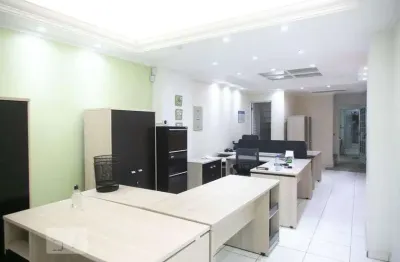 Casa com 3 quartos à venda na Rua Graviola, --, Vila Jacuí, São Paulo