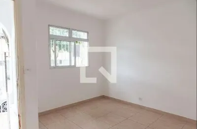 Casa com 2 quartos à venda na Rua Teodureto Souto, --, Cambuci, São Paulo
