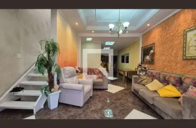 Casa com 3 quartos à venda na Rua Sud Menucci, --, Vila Metalúrgica, Santo André