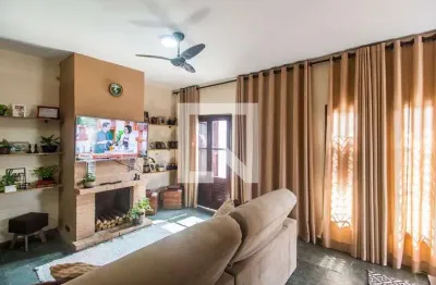 Casa com 4 quartos à venda na Rua José Augusto de Camargo, --, Centro, Barueri