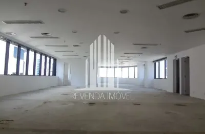 Conj. comercial no condomínio itamambuca no brooklin com 223m² 2 salas 4 banheiros 5 vagas.