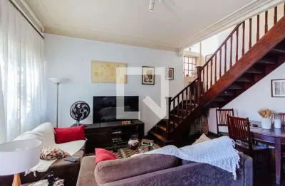 Casa com 2 quartos à venda na Rua Albina Barbosa, --, Cambuci, São Paulo