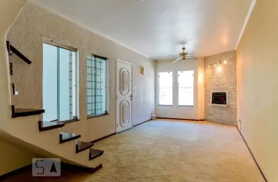 Casa em condomínio fechado com 3 quartos à venda na Rua Lenize Mazzei, --, Vila Mazzei, São Paulo