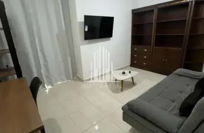 Excelente oportunidade para alugar - 1 dorm, com 51m² mobiliado na bela vista! este belíssimo apartamento de 1 quarto, 1 sala, 1 banheiro. está locali