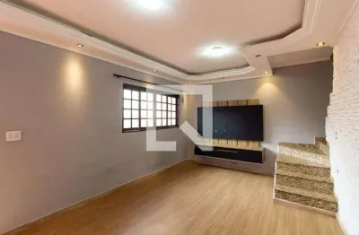 Casa com 3 quartos à venda na Rua Capitania de Itamaracá, --, Vila Carmosina, São Paulo