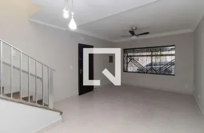 Casa com 3 quartos à venda na Rua Balthazar Fidelis, --, Vila Sabrina, São Paulo