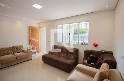 Casa com 3 quartos à venda na Rua Ferdinando Ramponi, --, Vila Carmosina, São Paulo