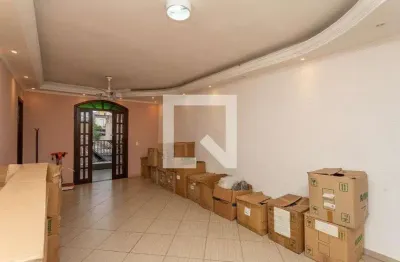 Casa com 3 quartos à venda na Rua Epitácio Pessoa, --, Centro, Diadema