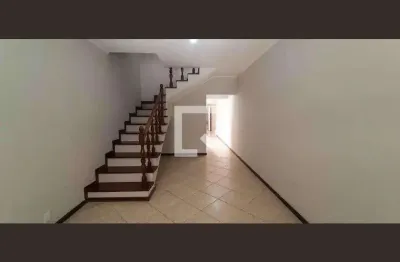 Casa com 3 quartos à venda na Rua Antônio Nouche, --, Bela Vista, Osasco