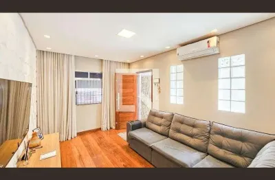 Casa com 3 quartos à venda na Rua Norma Zemella Moura, --, Cipava, Osasco