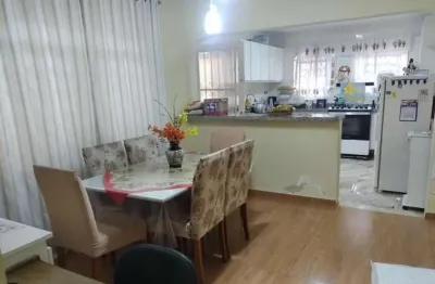 Butantã, sobrado residencial de 190m² com 3 dormitórios, 1 suíte, 3 vagas.