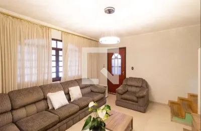 Casa com 4 quartos à venda na Rua Alfredo Benicasa, --, Bandeiras, Osasco