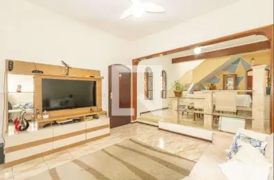 Casa com 3 quartos à venda na Rua Oswaldo Collino, --, Centro, Osasco