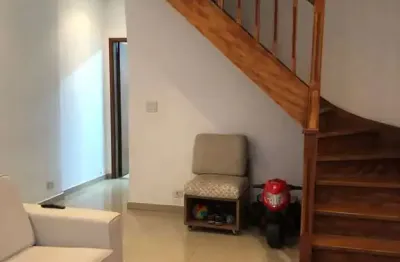 Ipiranga, sobrado residencial de 121m² com 3 dormitórios, 1 suíte, 2 vagas.