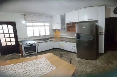 Ipiranga, casa sobrado de 180m² com 2 dormitorios, 1 suite e 2 vagas de garagem.
