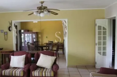 Sacomã - casa assobradada de 262m² com 4 quartos, 1 suite, churrasqueira e 2 vagas á venda