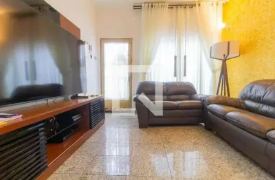 Casa com 3 quartos à venda na Rua Bernardo Magalhães, --, Tatuapé, São Paulo