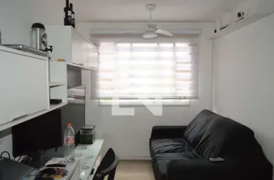 Apartamento com 2 quartos à venda na Rua Dona Ana Neri, --, Cambuci, São Paulo
