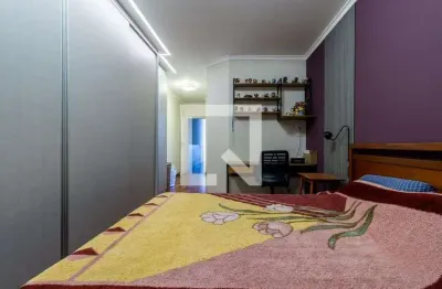 Casa com 3 quartos à venda na Rua Despraiado, --, Chácara Santo Antônio, São Paulo