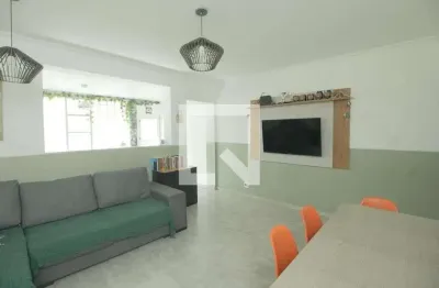 Casa com 3 quartos à venda na Rua Laureano, --, Vila Metalúrgica, Santo André