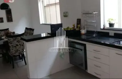 Casa à venda em São Paulo-SP, Parque Panamericano 3 quartos, 1 suíte, 3 banheiros, 3 vagas 115m² de área.