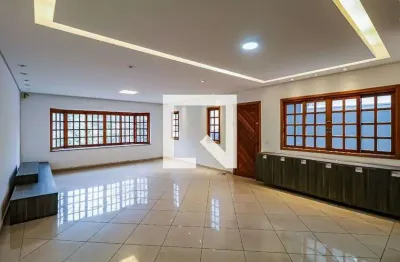 Casa com 5 quartos à venda na Rua Núncio Petrella, --, Cidade São Francisco, São Paulo