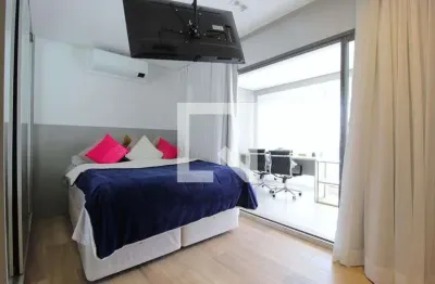 Kitnet / Stúdio à venda na Avenida Rubem Berta, --, Moema, São Paulo