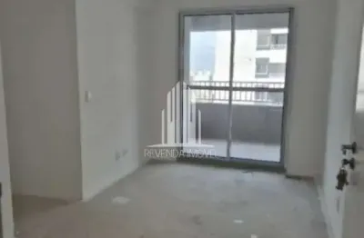 Residência moderna de 3 quartos com 2 banheiros e vaga de garagem na Vila Vermelha, São Paulo-SP