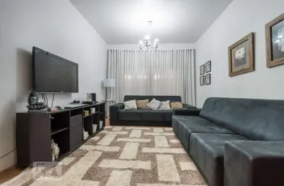 Casa em condomínio fechado com 4 quartos à venda na Rua José Pires Pimentel, --, Jardim Marajoara, São Paulo