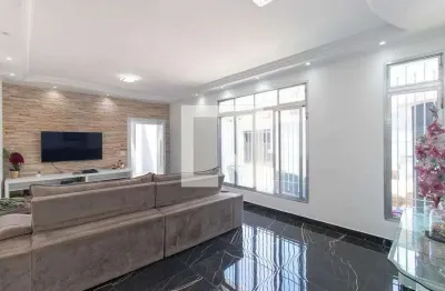 Casa com 4 quartos à venda na Rua Luís da Silva Araújo, --, Vila Mazzei, São Paulo