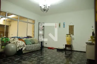 Casa com 3 quartos à venda na Rua Afonso Celso Figueiredo, --, Taboão, São Bernardo do Campo