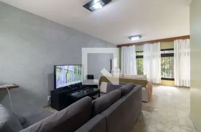 Casa com 4 quartos à venda na Praça Frederico Osanam, --, Vila das Mercês, São Paulo