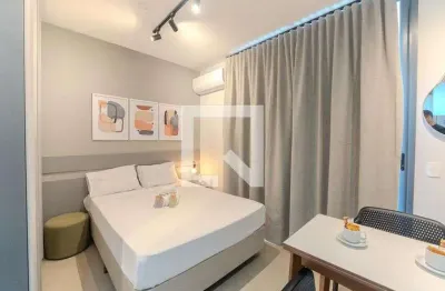 Kitnet / Stúdio à venda na Rua Frei Caneca, --, Consolação, São Paulo