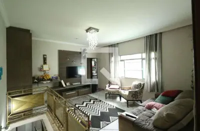 Casa com 3 quartos à venda na Rua Eduardo de Matos, --, Campanário, Diadema