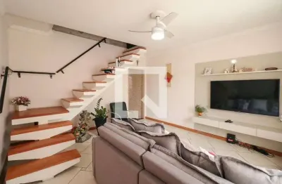 Casa com 3 quartos à venda na Rua Doutor Carlos Chagas, --, Vila Nogueira, Diadema