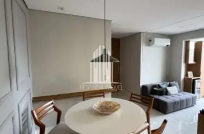 Apartamento à venda na Vila Olímpia, São Paulo-SP! 2 quartos, 1 banheiro, 1 vaga de garagem. Charmoso e aconchegante!