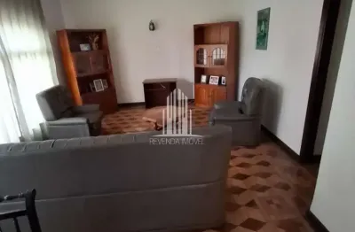 vende-se casa 3 quartos, 2 salas, 2 banheiros, 4 vagas de garagem na Vila Romano - 160,35 m², possibilidade de uso comercial em rua de hospital