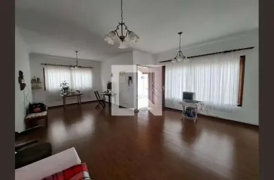 Casa com 3 quartos à venda na Rua Sarkis Guludjian, --, Bussocaba, Osasco