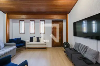 Casa com 4 quartos à venda na Rua Nair Marques de Souza, --, Chácara Agrindus, Taboão da Serra