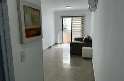 Imperdível! Apartamento à venda com 3 quartos, 1 suite, 2 salas, 2 banheiros, 2 vagas na Vila Gilda por R$485mil em Santo André-SP!