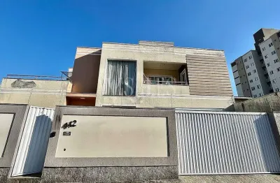 Casa com 3 quartos à venda na Rua Felício Maes, São João, Itajaí