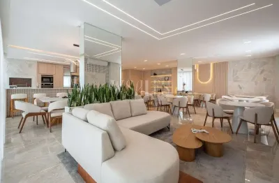 Imóvel com infrastrutura completa e lazer para toda a família.