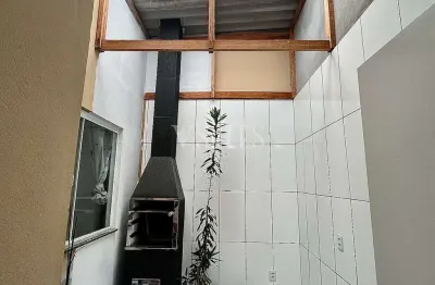 Casa perfeita para você: espaço gourmet, segurança é ótima localização
