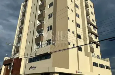 Sofisticado e luxuoso esse diferenciado com 3 dormitórios 500m da praia